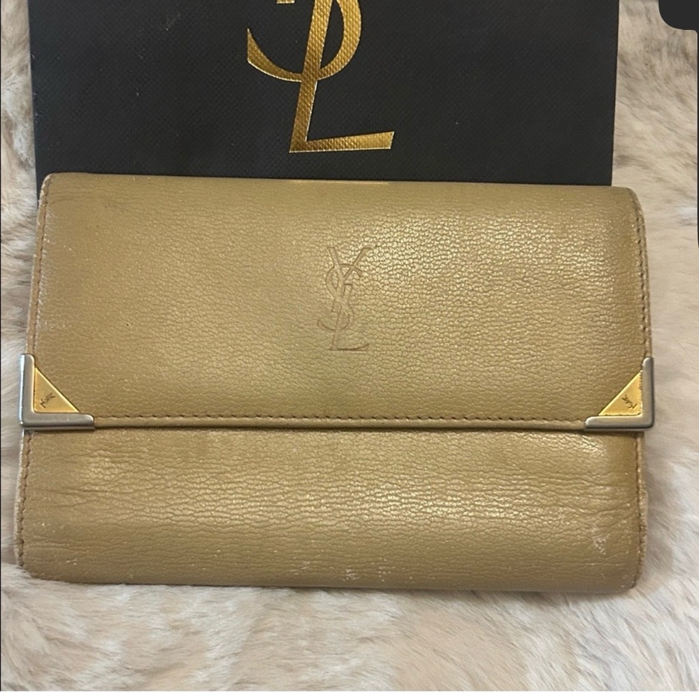 Yves Saint Laurent kiss 🔒 Leather Wallet with shopping bag - Picture 3 of 14